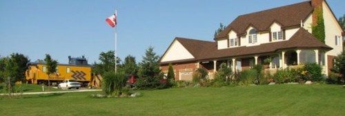 Clearview Station & Caboose B&B Creemore Экстерьер фото