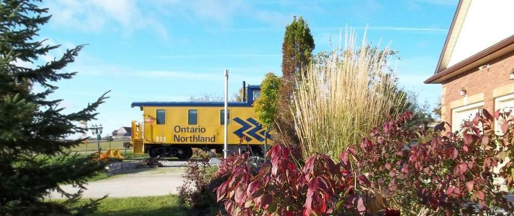 Clearview Station & Caboose B&B Creemore Экстерьер фото